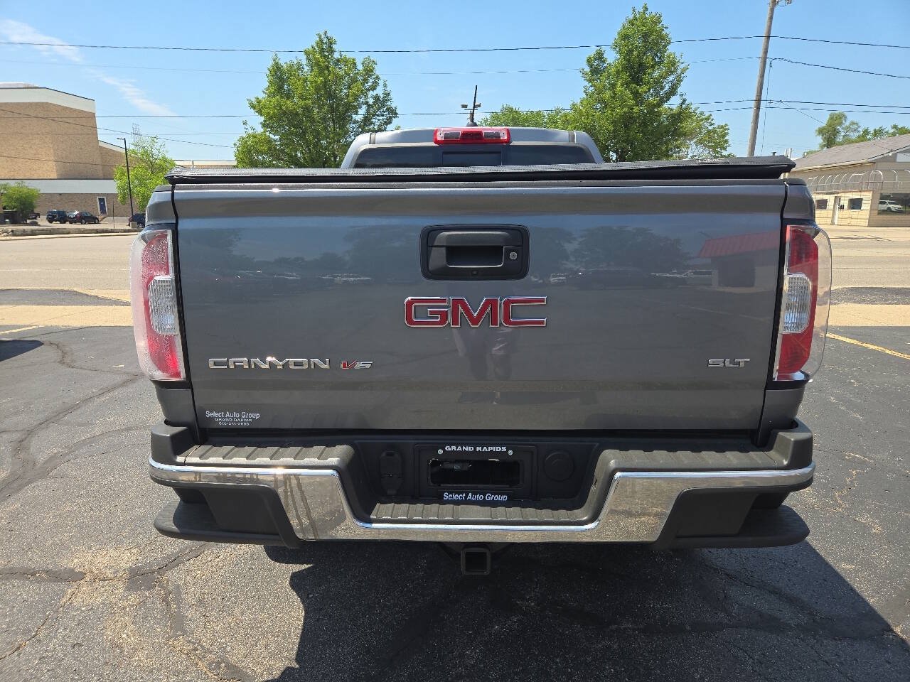 Used 2018 GMC Canyon SLT w/ Trailering Package AWD/4WD image 7