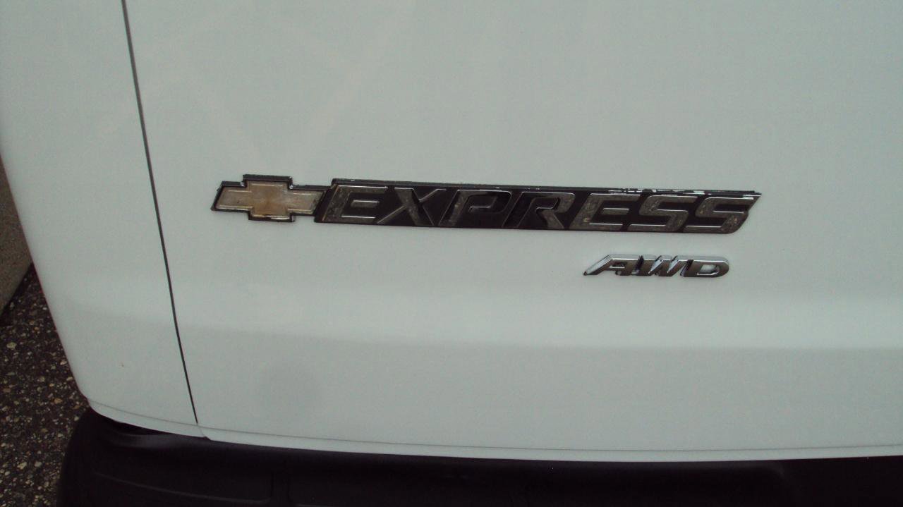 Used 2013 Chevrolet Express 1500 LS AWD/4WD image 38