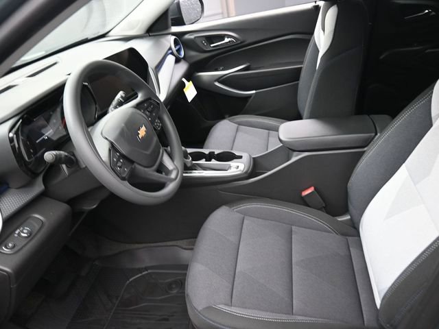 New 2026 Chevrolet Trax LS w/ LS Convenience Package image 8