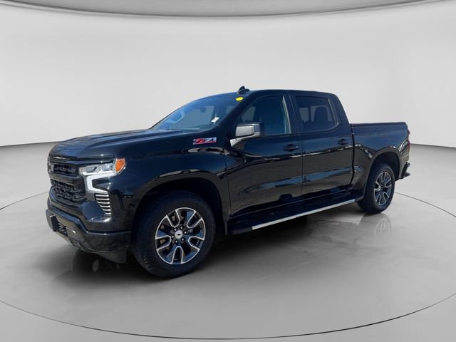 Used 2023 Chevrolet Silverado 1500 RST image 2