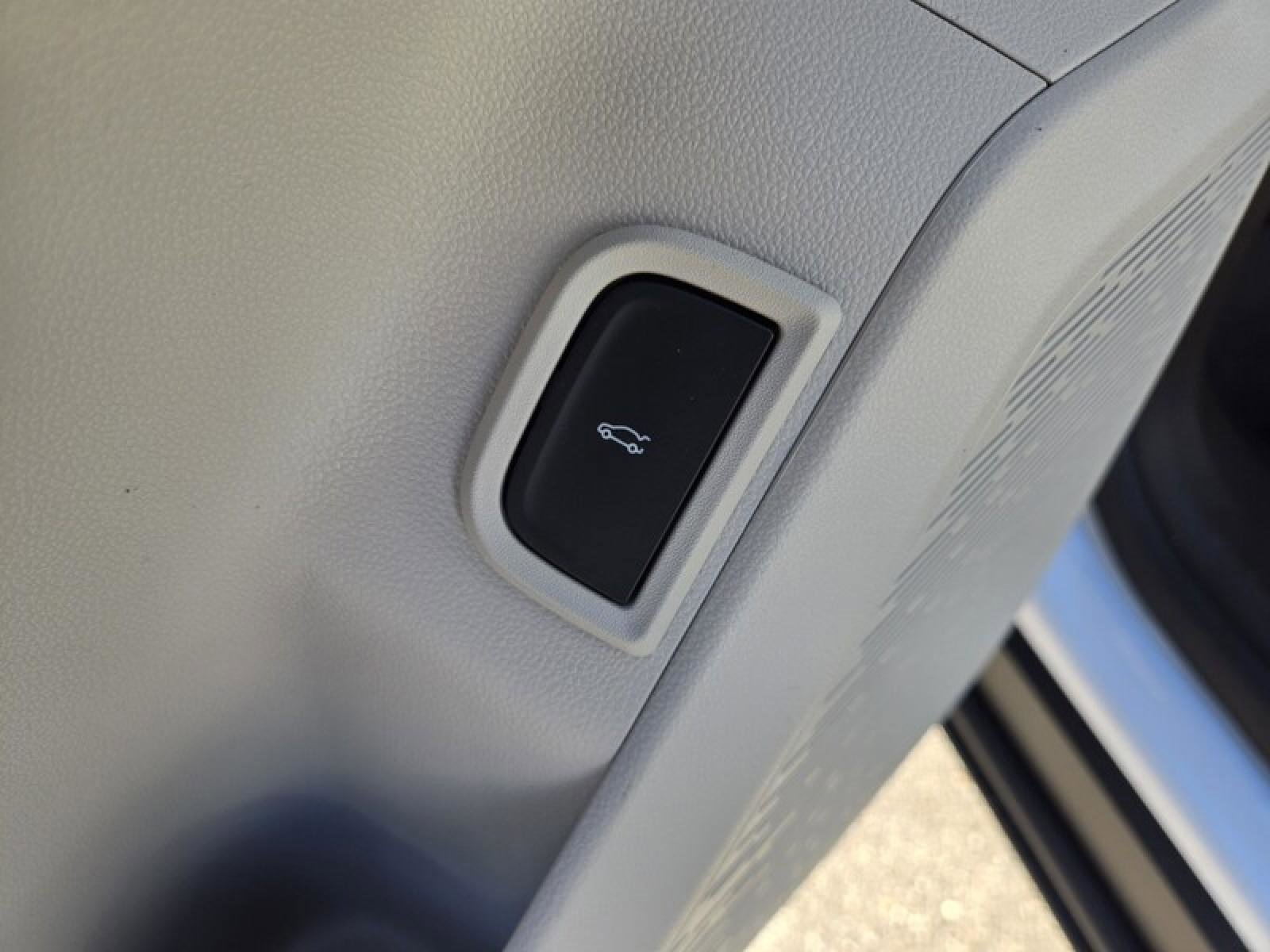 New 2026 GMC Terrain Denali w/ LPO, Floor Liner Package image 26