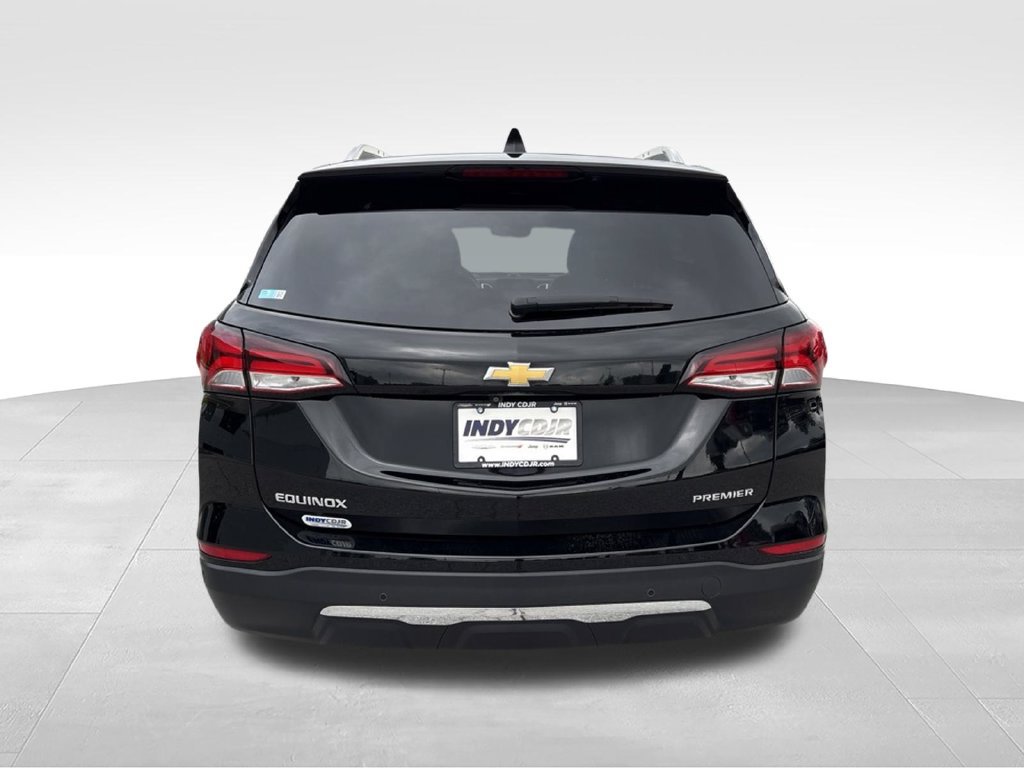 Used 2024 Chevrolet Equinox Premier FWD image 5