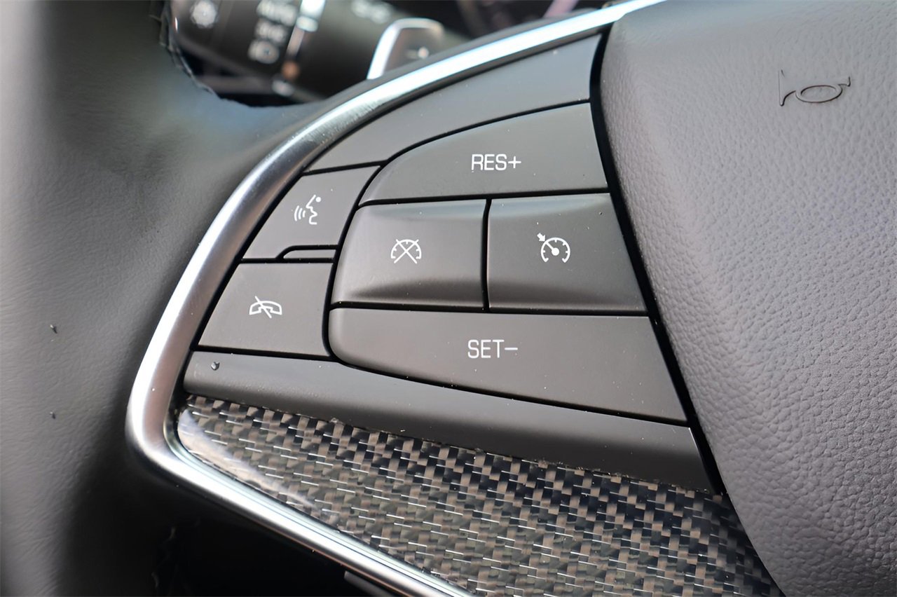 New 2025 Cadillac XT5 Sportv image 24