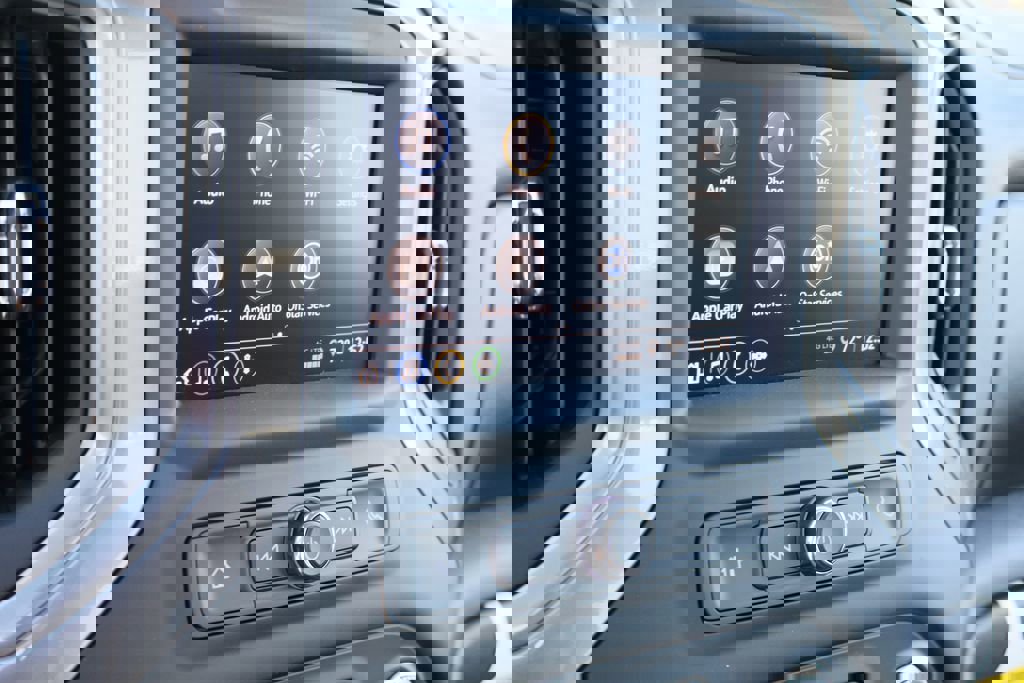 New 2026 GMC Sierra 3500 Pro w/ Convenience Package image 14