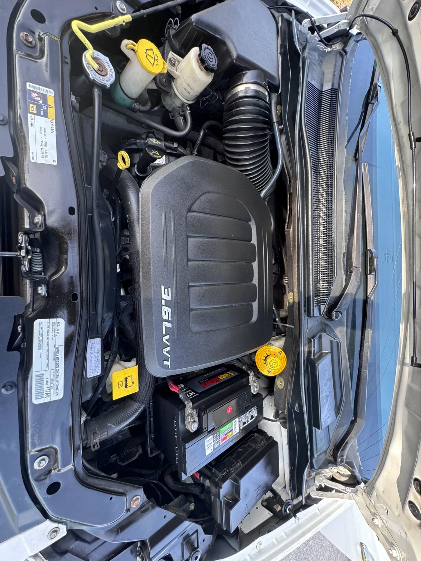Used 2015 Chrysler Town & Country Limited FWD image 29