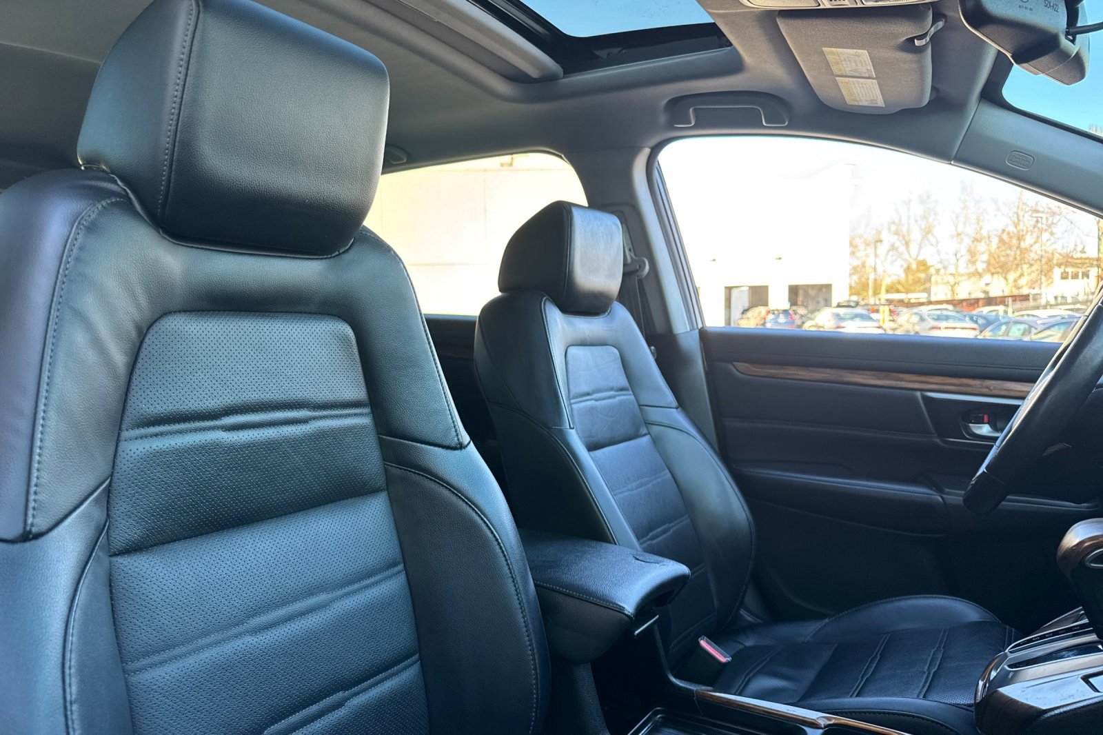 Used 2022 Honda CR-V Touring image 31