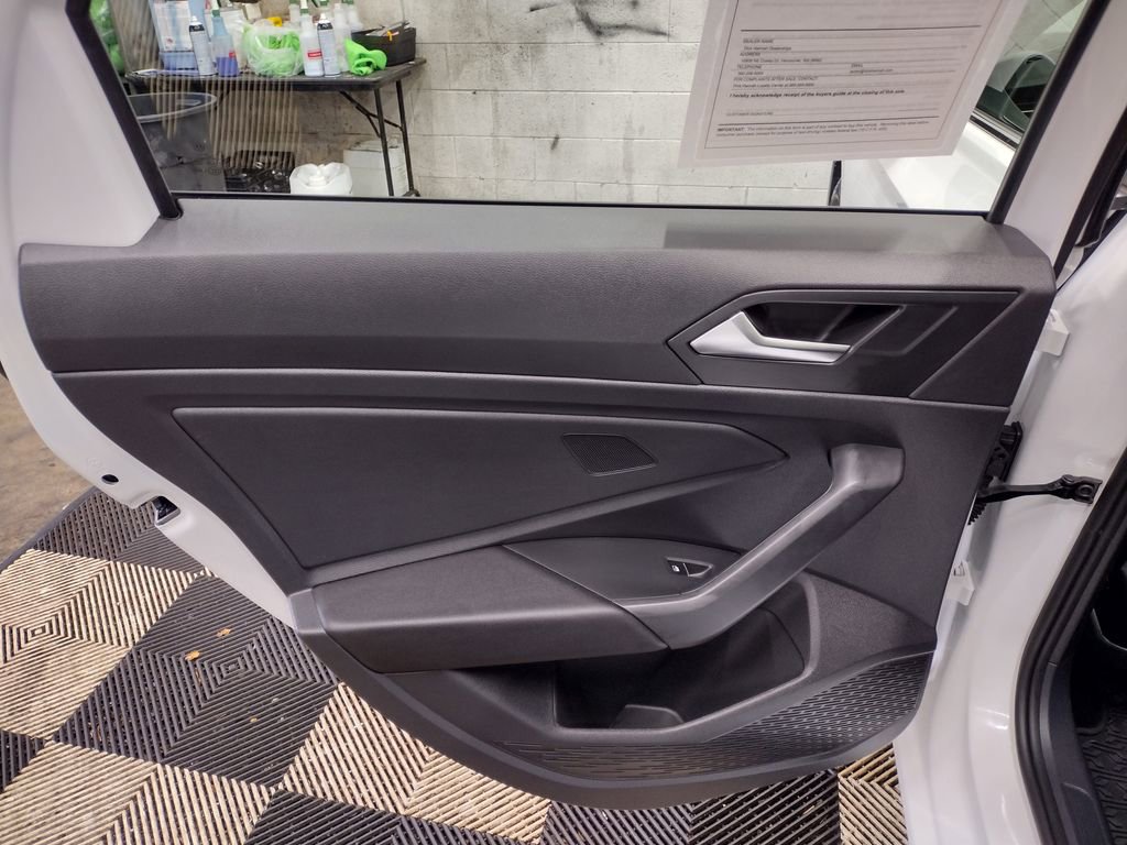 Used 2025 Volkswagen Jetta S image 28