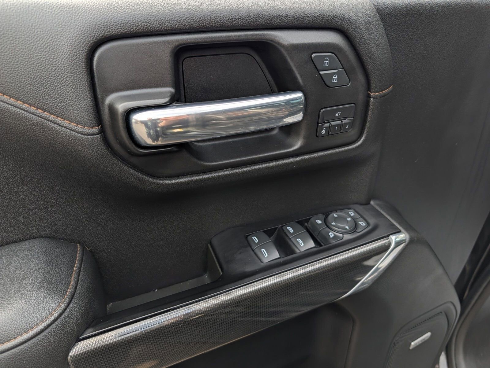 Used 2020 GMC Sierra 1500 AT4 w/ AT4 Premium Package image 30