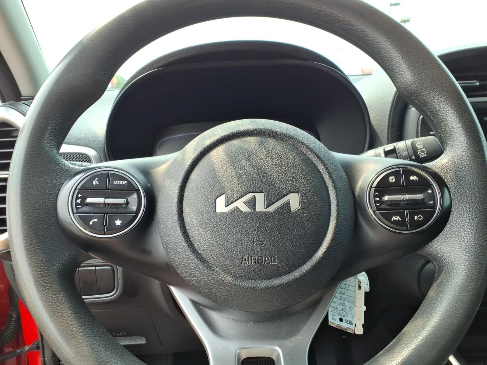Used 2023 Kia Soul LX FWD image 22