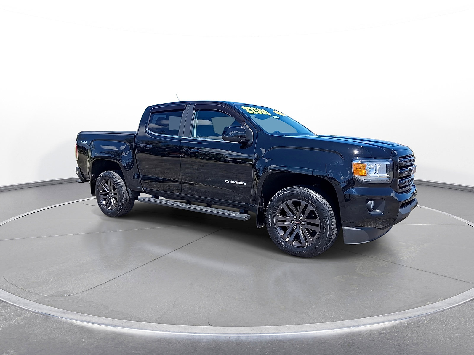 Used 2020 GMC Canyon SLE w/ Elevation Edition AWD/4WD image 2