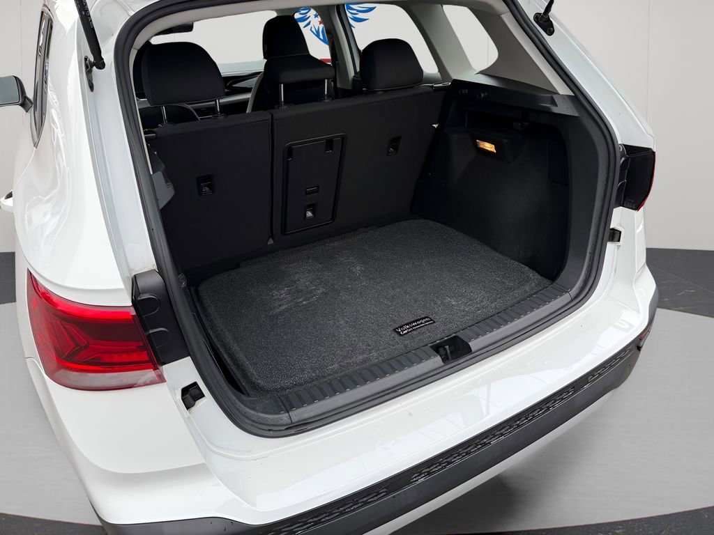 Used 2022 Volkswagen Taos S image 32