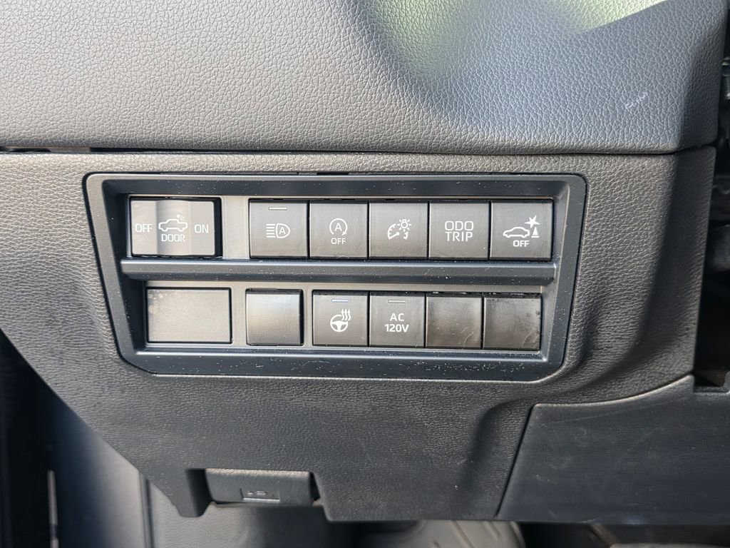 Used 2024 Toyota Tundra Limited image 14