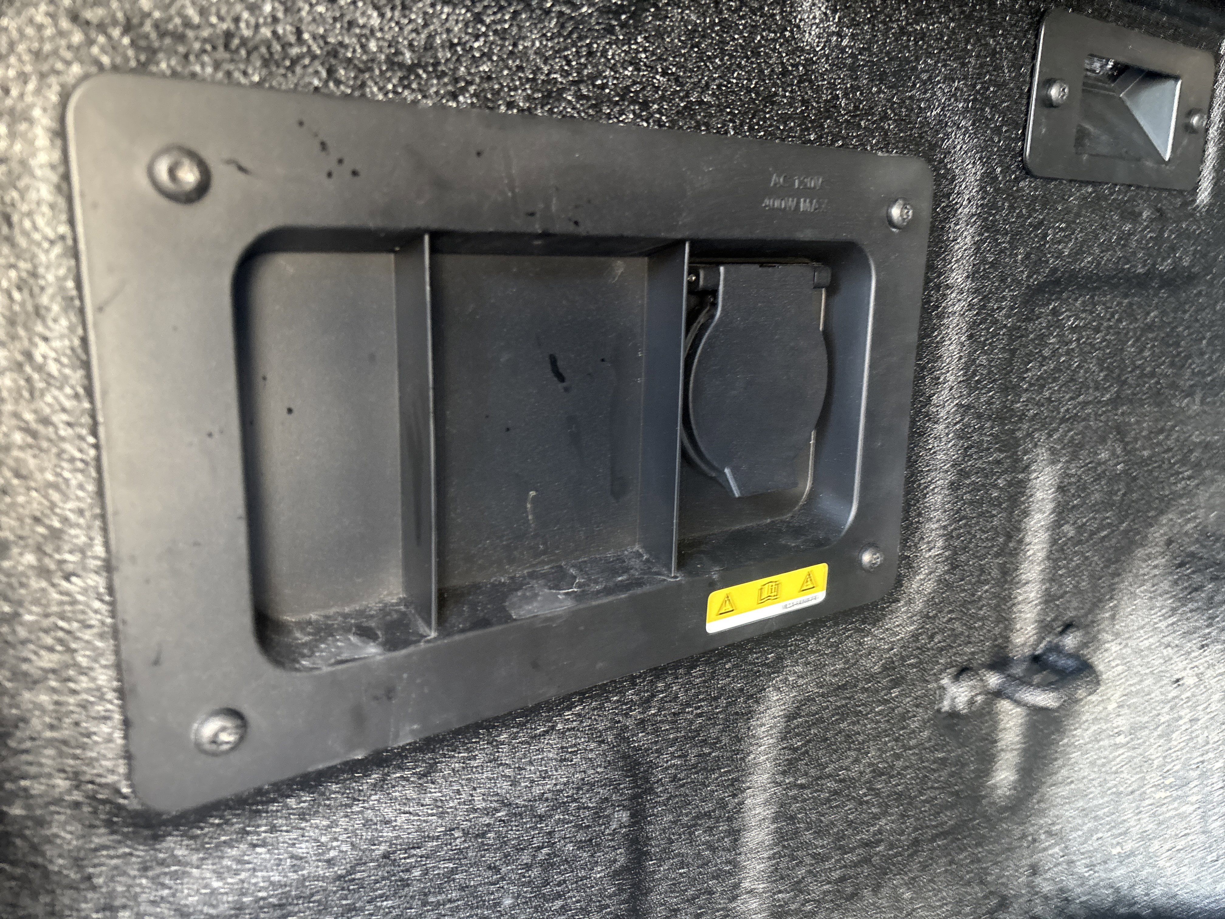 Used 2025 Ford Ranger Lariat w/ Trailer Tow Package image 6