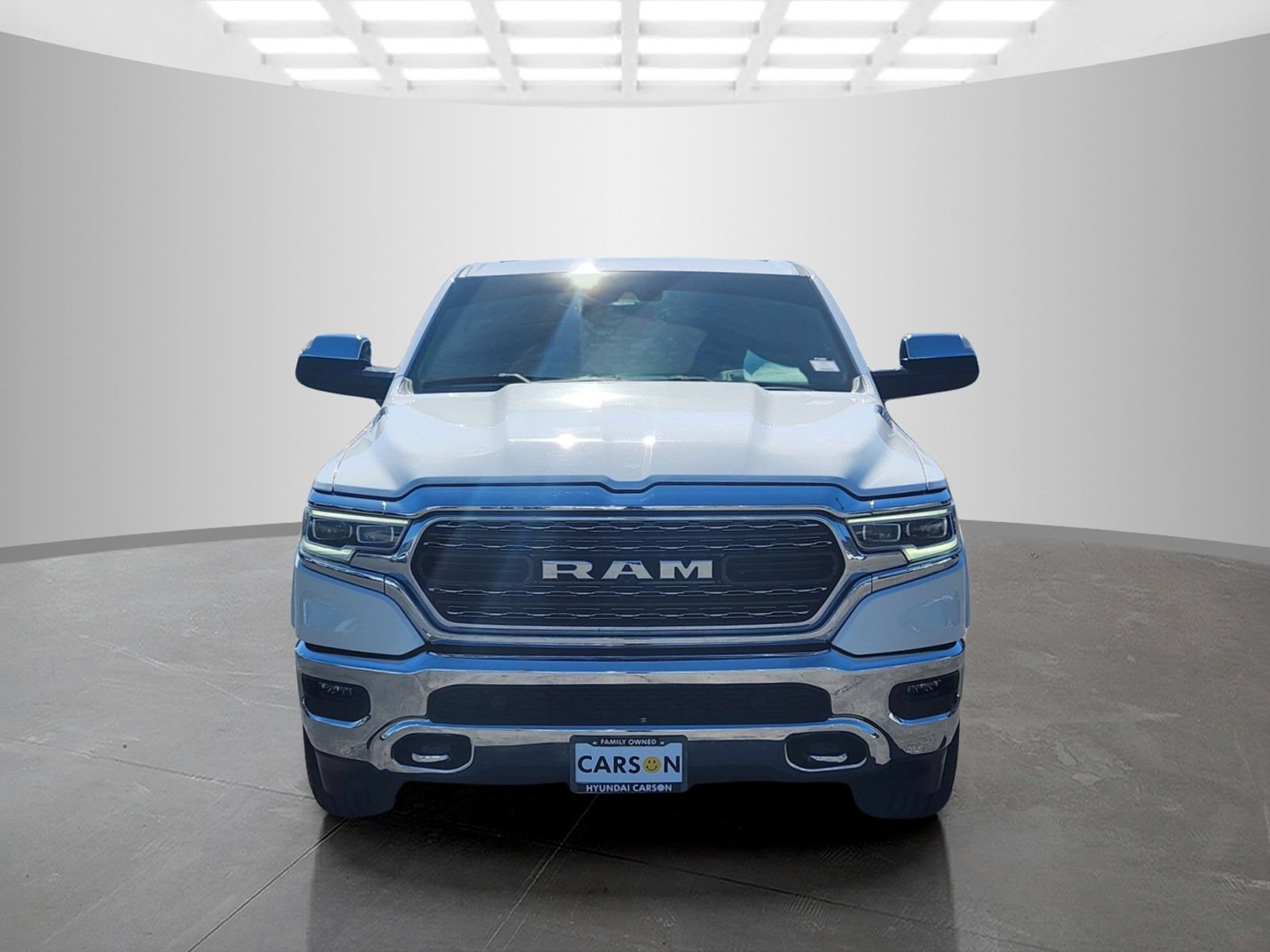 Used 2023 RAM 1500 Limited AWD/4WD image 2