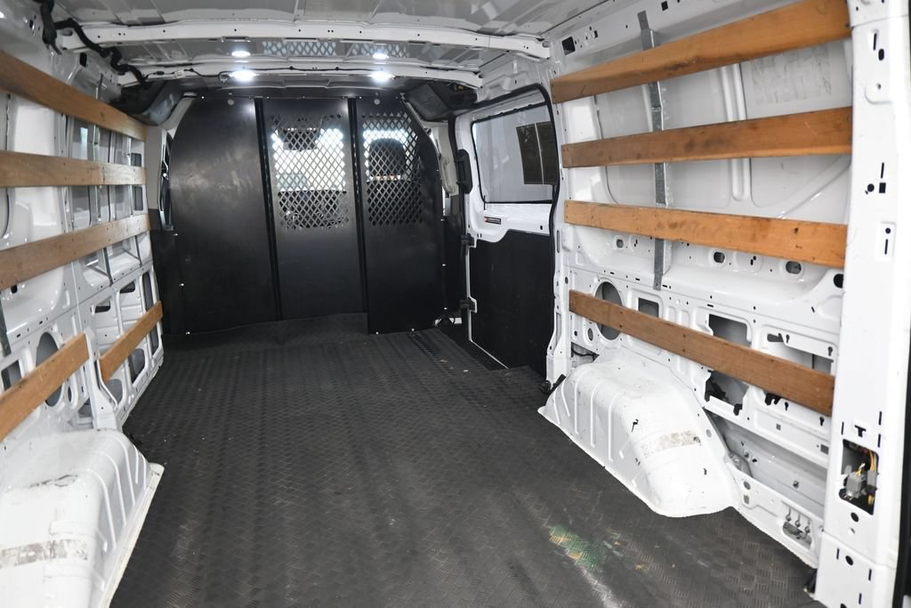 Used 2024 Ford Transit 250 Low Roof w/ Exterior Upgrade Package RWD image 26