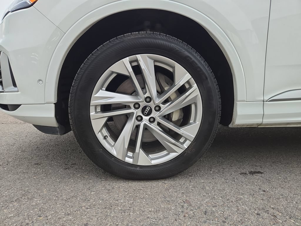 Used 2021 Audi Q7 3.0T Premium Plus AWD/4WD image 10