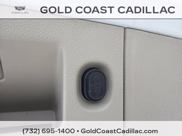 Used 2019 Cadillac Escalade ESV Luxury AWD/4WD image 16