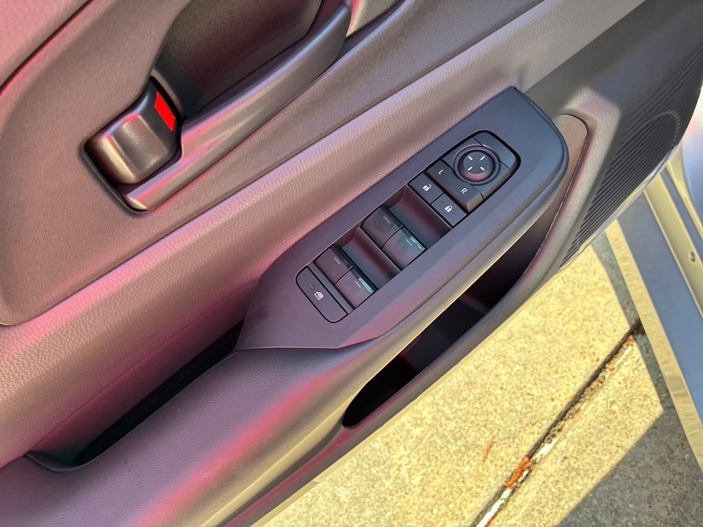 New 2026 Toyota Prius LE image 13