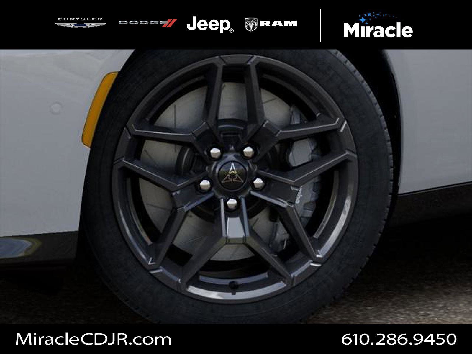 New 2026 Dodge Charger Scat Pack image 4