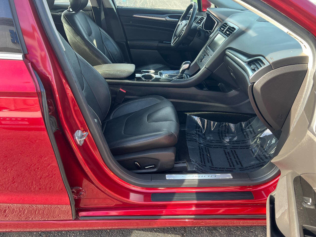 Used 2013 Ford Fusion Titanium w/ Titanium Driver Assist Pkg FWD image 25