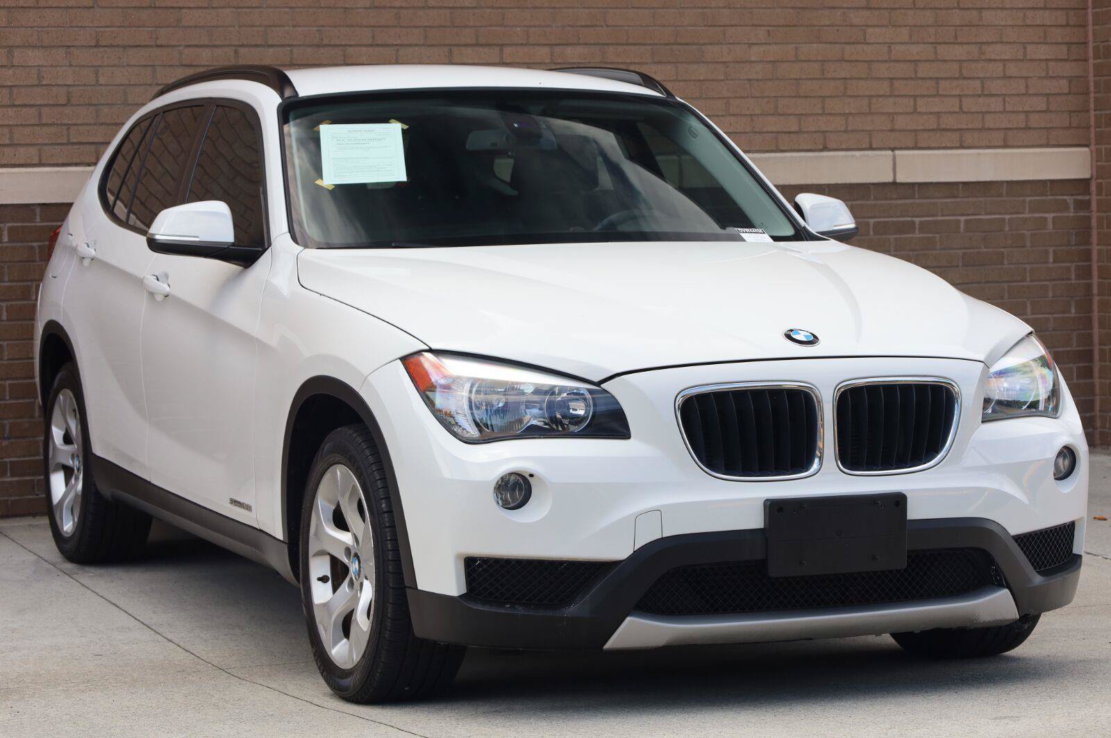 Used 2013 BMW X1 sDrive28i RWD image 6