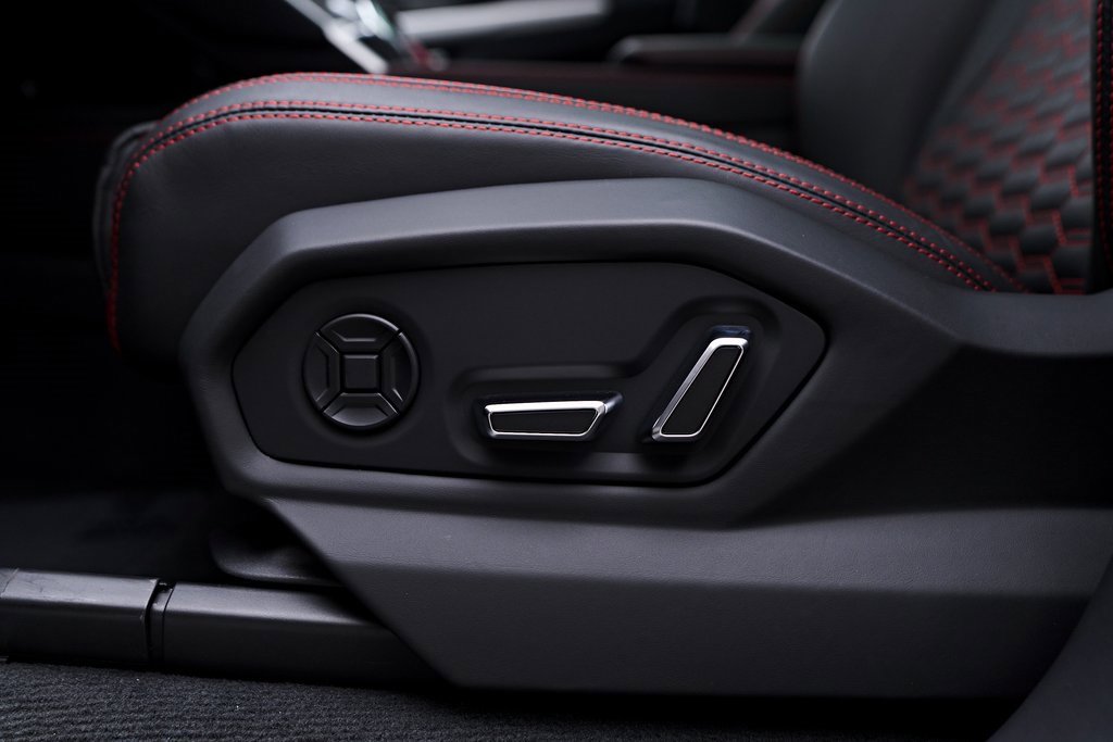 Used 2022 Lamborghini Urus image 42