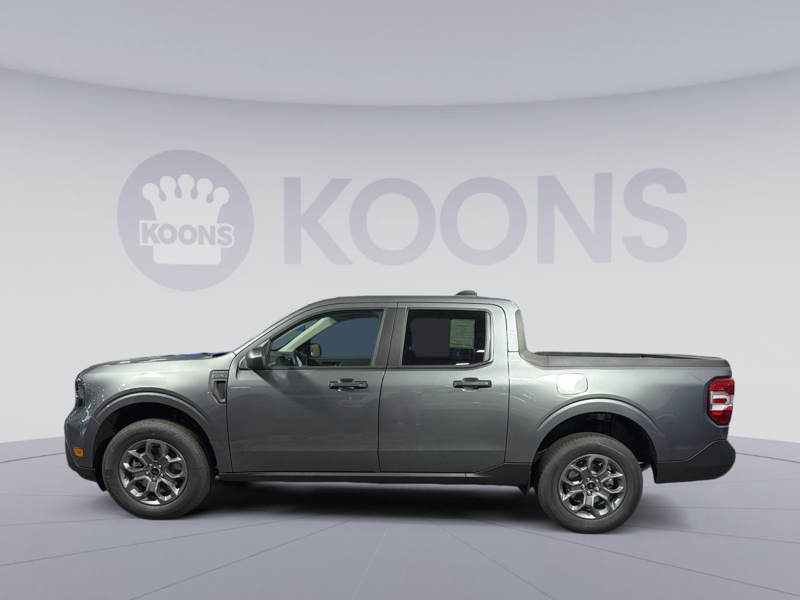 New 2026 Ford Maverick XLT w/ Equipment Group 301A AWD/4WD image 2