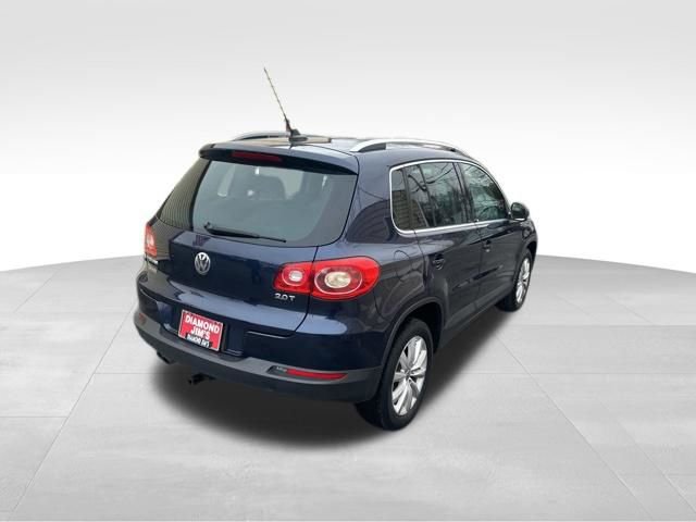 Used 2011 Volkswagen Tiguan SE image 16