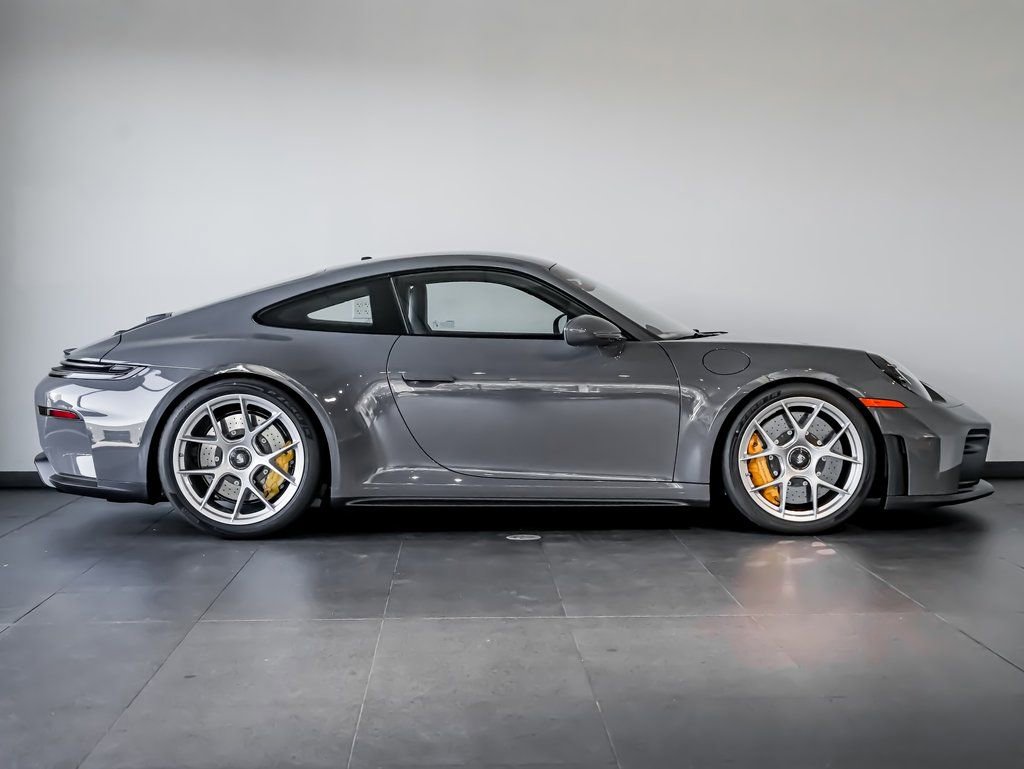 Used 2026 Porsche 911 GT3 image 8