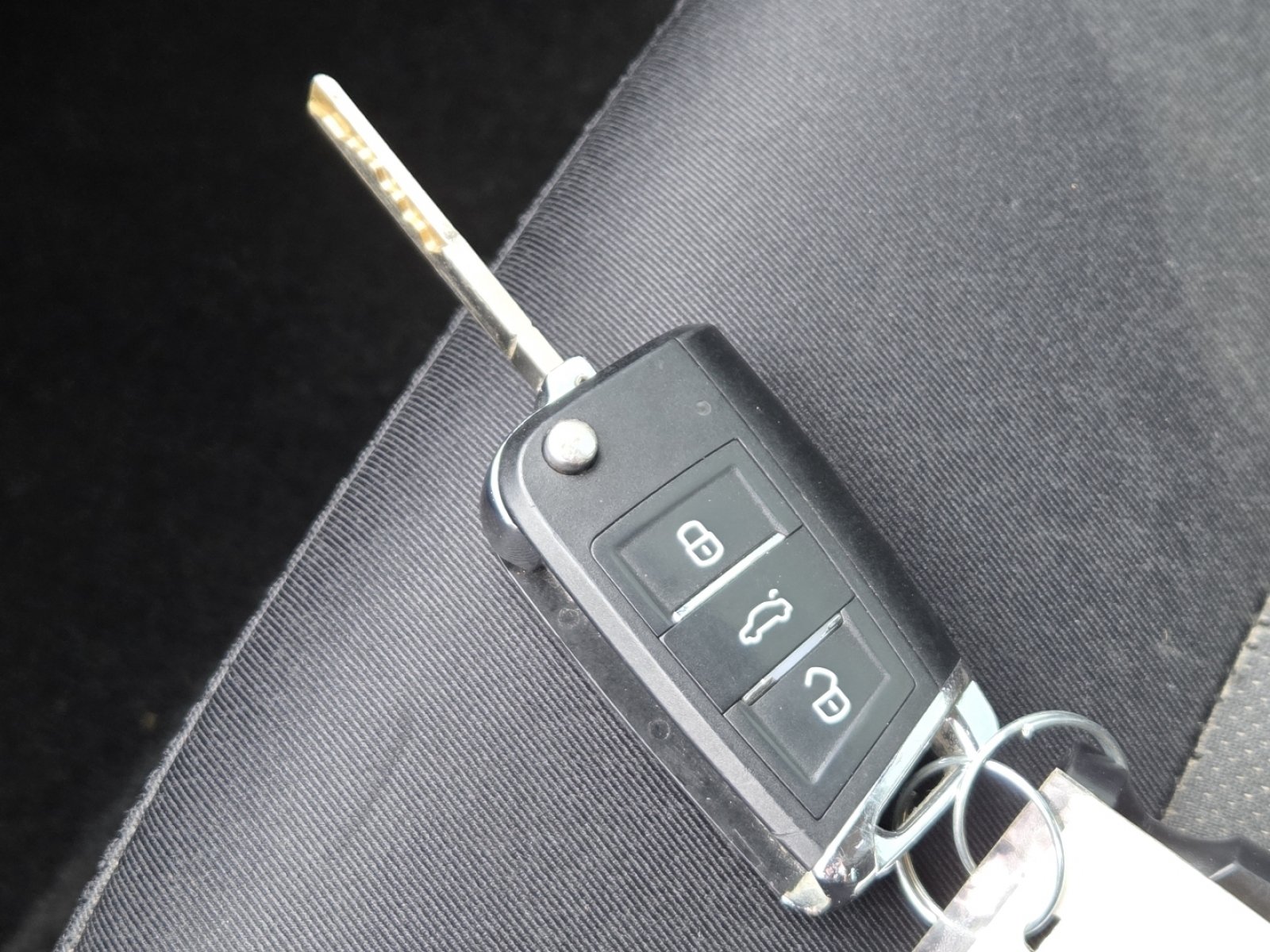 Used 2014 Ford Fusion SE FWD image 30