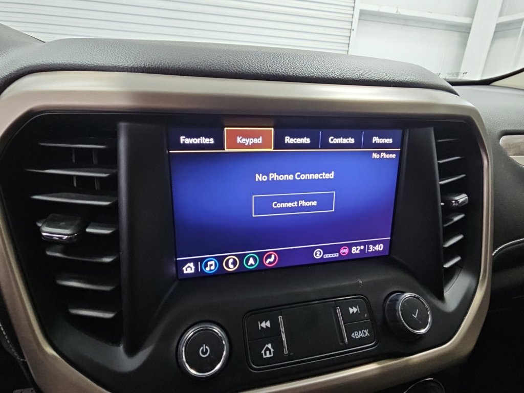 Used 2023 GMC Acadia Denali w/ Denali Ultimate Package AWD/4WD image 16