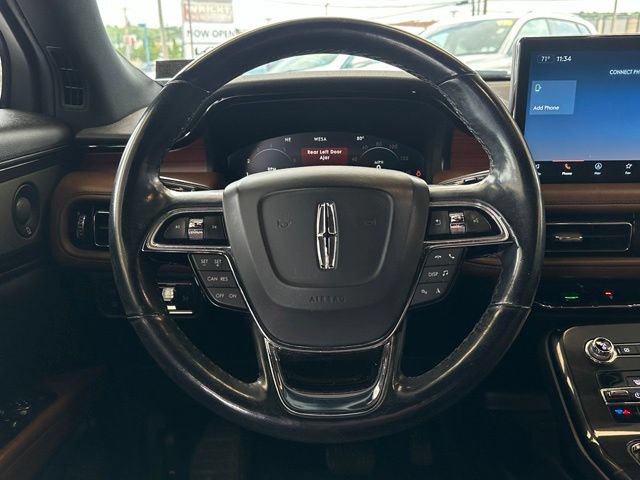 Certified 2022 Lincoln Nautilus Reserve w/ Luxury Package AWD/4WD image 8