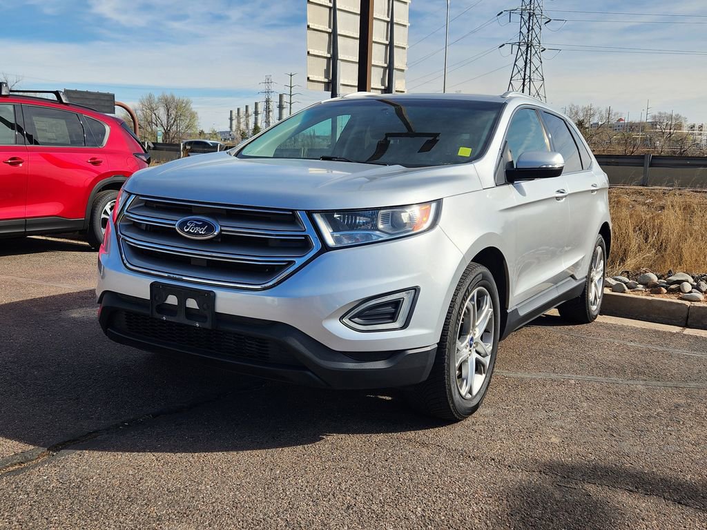 Used 2015 Ford Edge Titanium w/ Technology Package AWD/4WD image 4