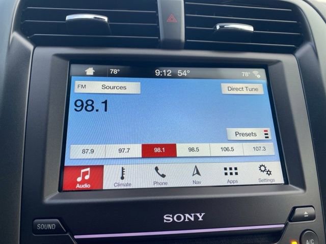 Used 2018 Ford Fusion Titanium image 25