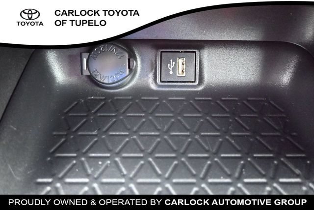 Used 2025 Toyota RAV4 XLE w/ Convenience Package FWD image 32