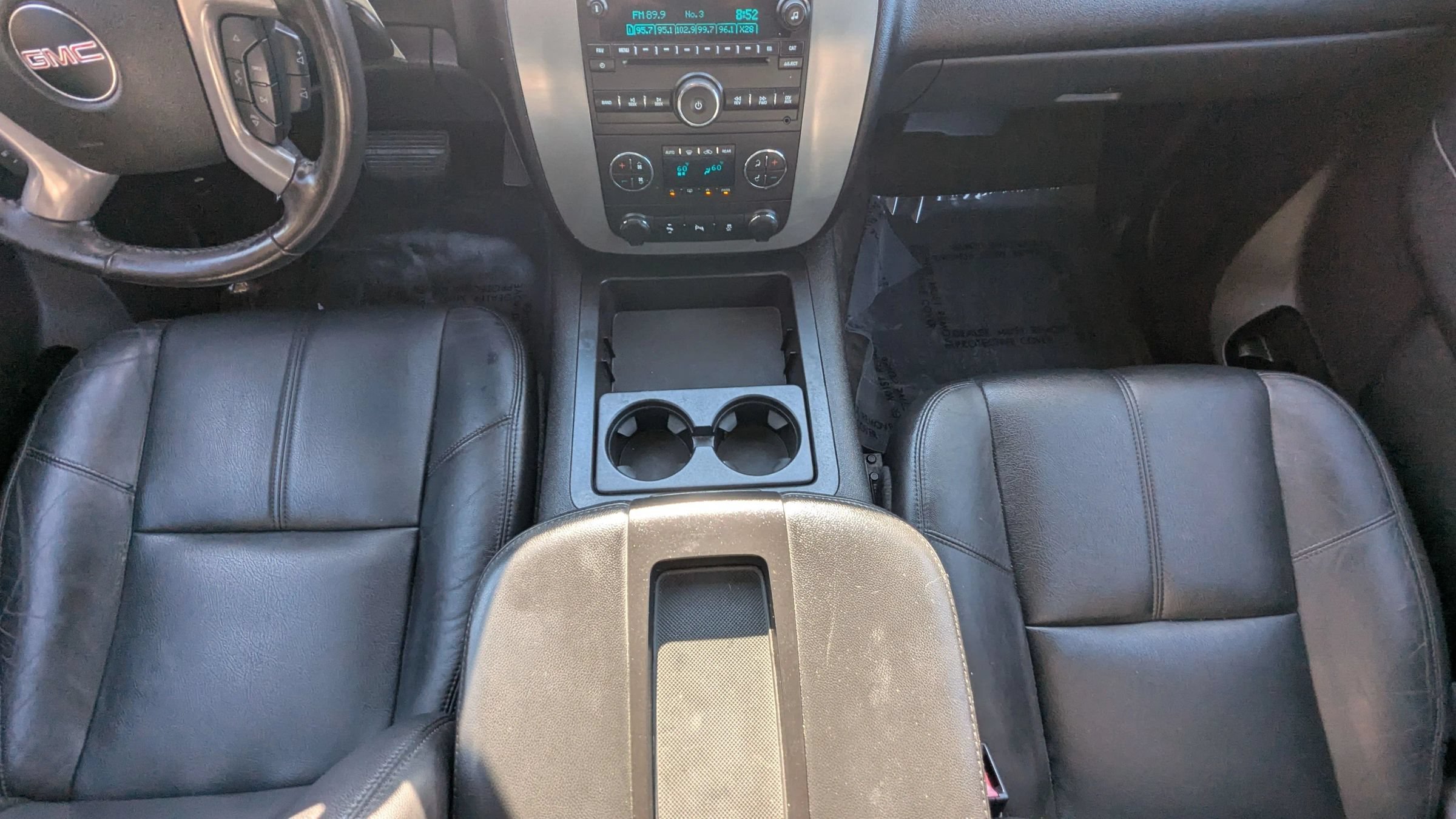 Used 2014 GMC Yukon SLT AWD/4WD image 16