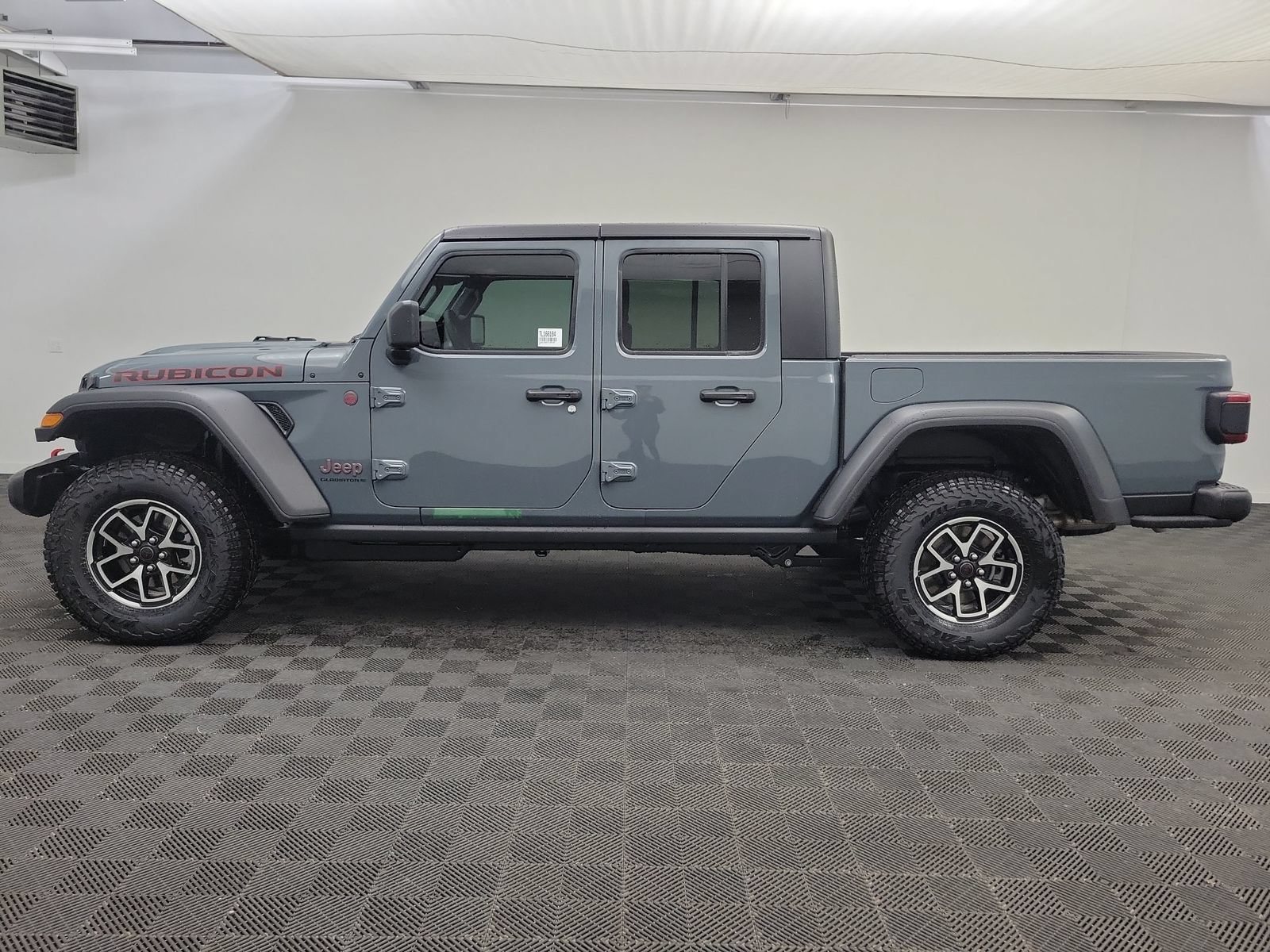New 2026 Jeep Gladiator Rubicon w/ Steel Power Dome Hood Package AWD/4WD image 2