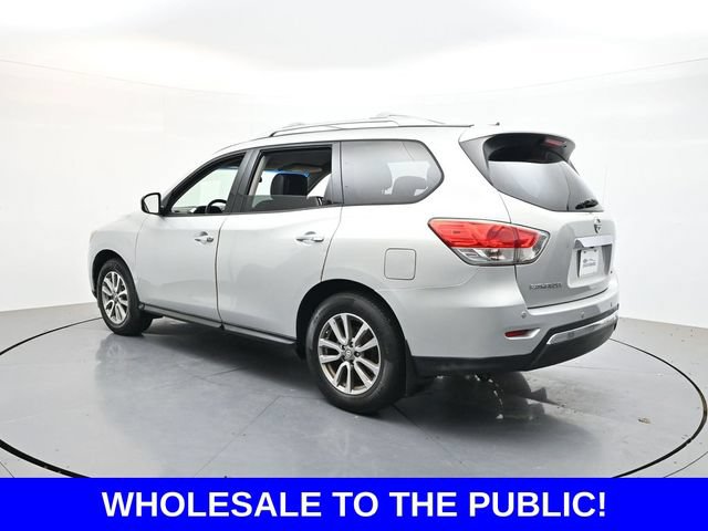 Used 2014 Nissan Pathfinder SV FWD image 5