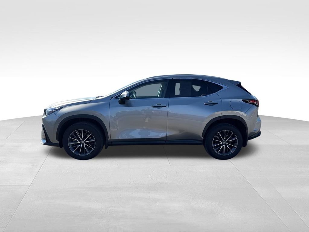 Used 2023 Lexus NX 350 AWD image 3