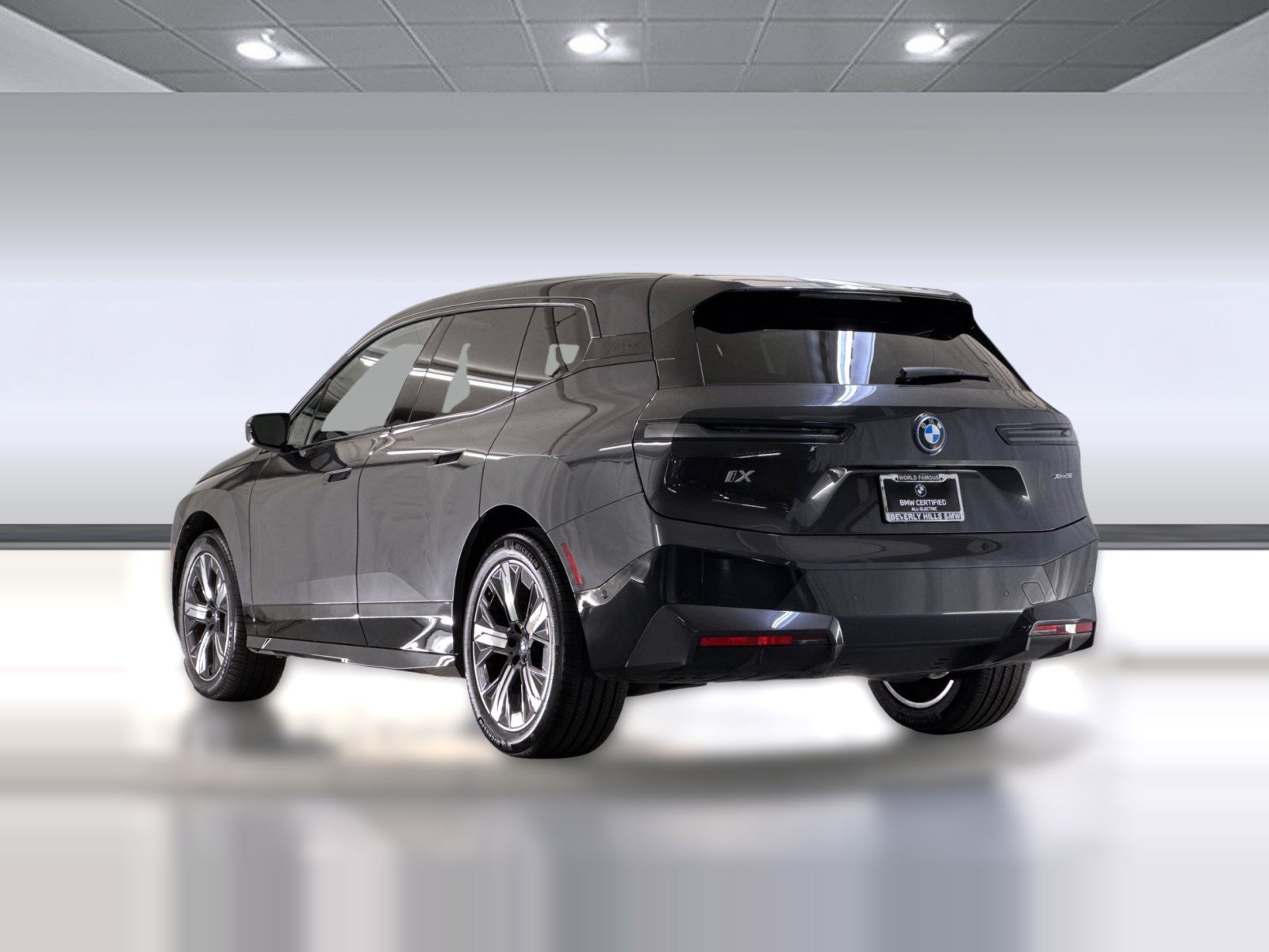 Certified 2023 BMW iX xDrive50 w/ Sport Package AWD/4WD image 3