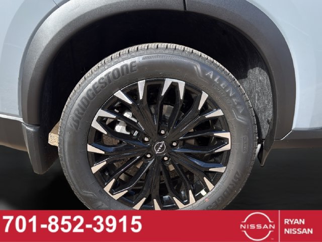 New 2026 Nissan Rogue Dark Armor AWD/4WD image 31