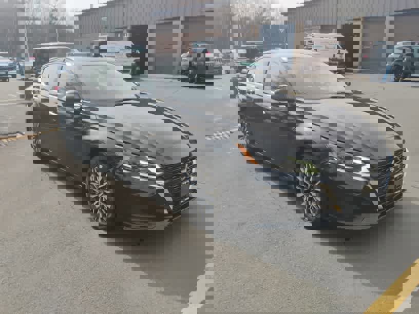 Used 2023 Nissan Altima 2.5 SV video 2