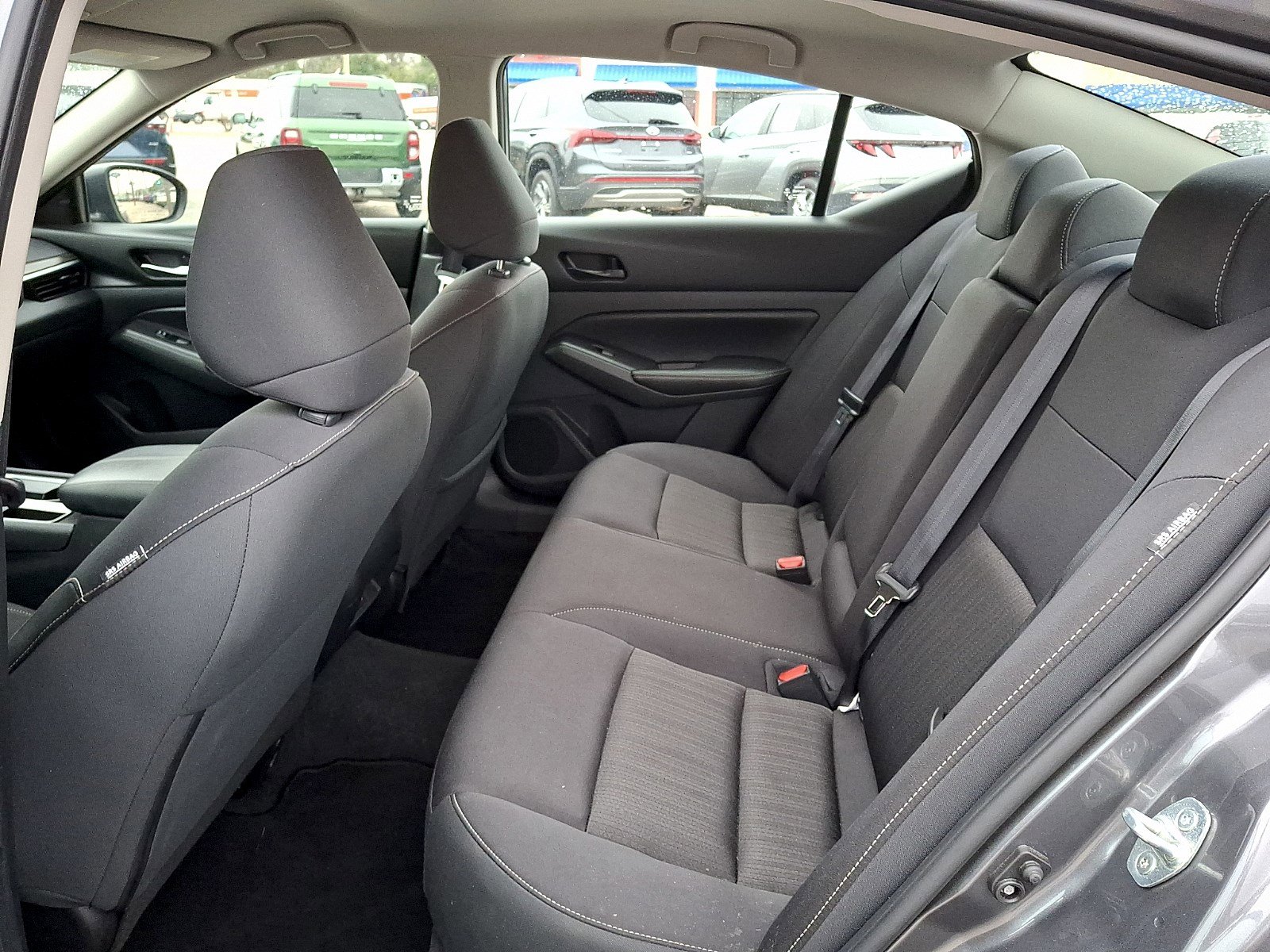 Used 2024 Nissan Altima 2.5 SV image 10