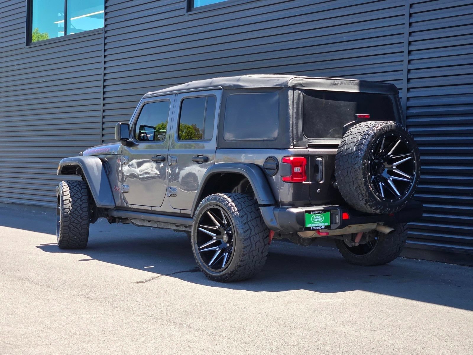 Used 2020 Jeep Wrangler Unlimited Rubicon w/ Steel Bumper Group AWD/4WD image 5