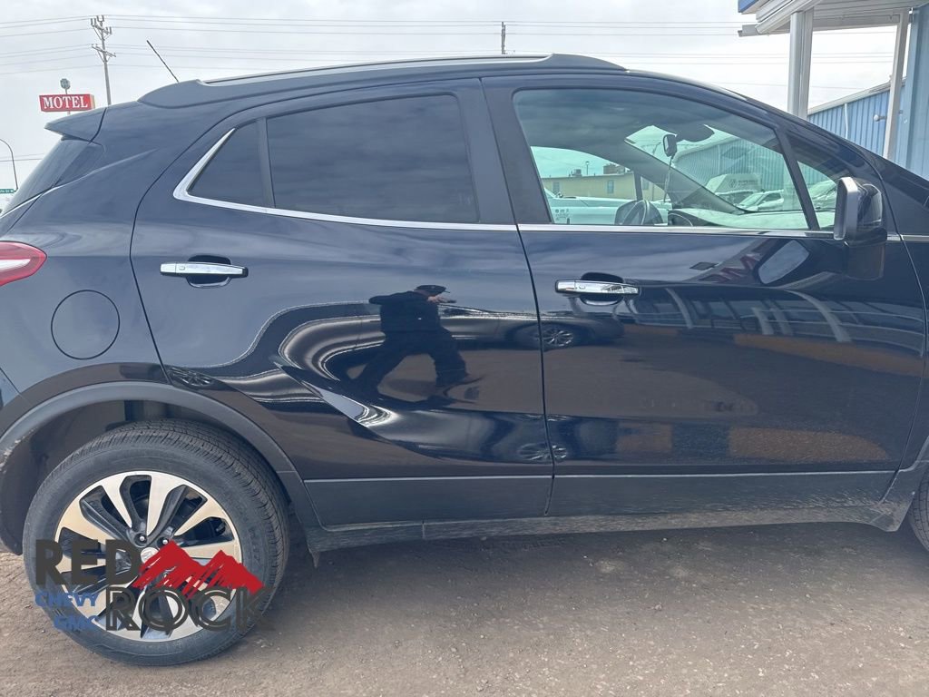 Used 2021 Buick Encore Preferred w/ Safety Package image 20