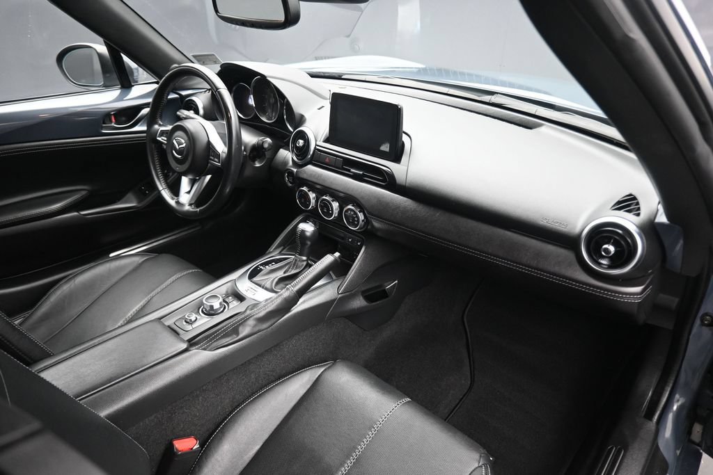 Used 2020 MAZDA MX-5 Miata RF Grand Touring RWD image 30