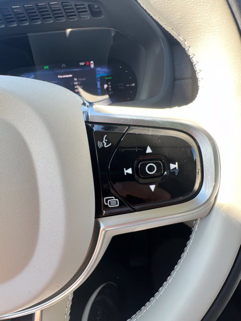 New 2026 Volvo XC90 T8 Ultra w/ Lounge Package AWD/4WD image 12