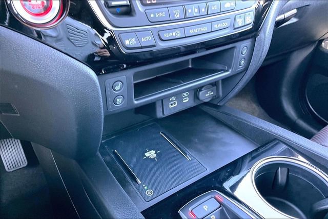 New 2026 Honda Ridgeline Black Edition image 18