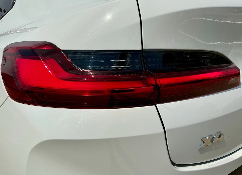 Used 2022 BMW X4 M40i AWD/4WD image 12