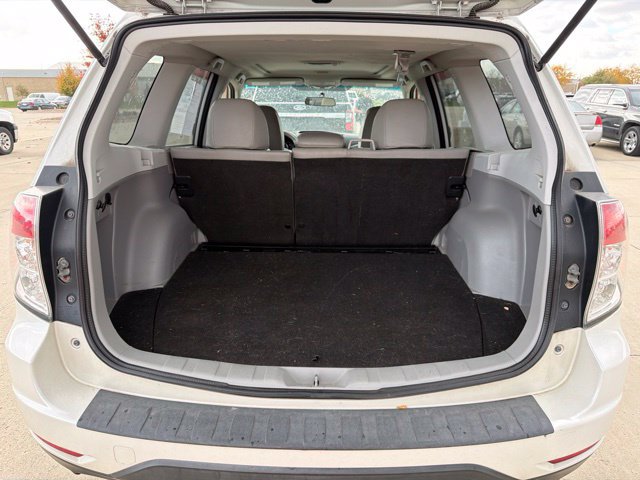 Used 2012 Subaru Forester 2.5X Limited AWD/4WD image 12